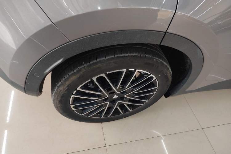 Used firefly 2025 Illuminated Edition
