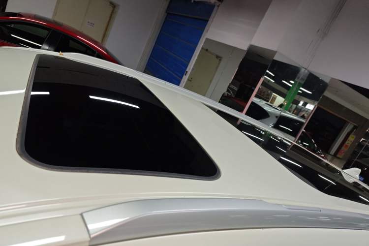 Used Infiniti QX60 2016 2.5 S/C Hybrid Two-Wheel-Drive Excellence Edition China V Standard