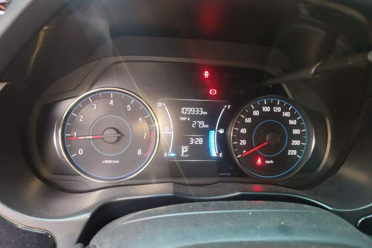 Used Honda Gienia 2017 1.5L CVT Comfort Version Odometer Close Up