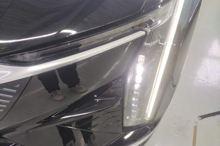 Used Cadillac OPTIQ 2024 Standard Range Version