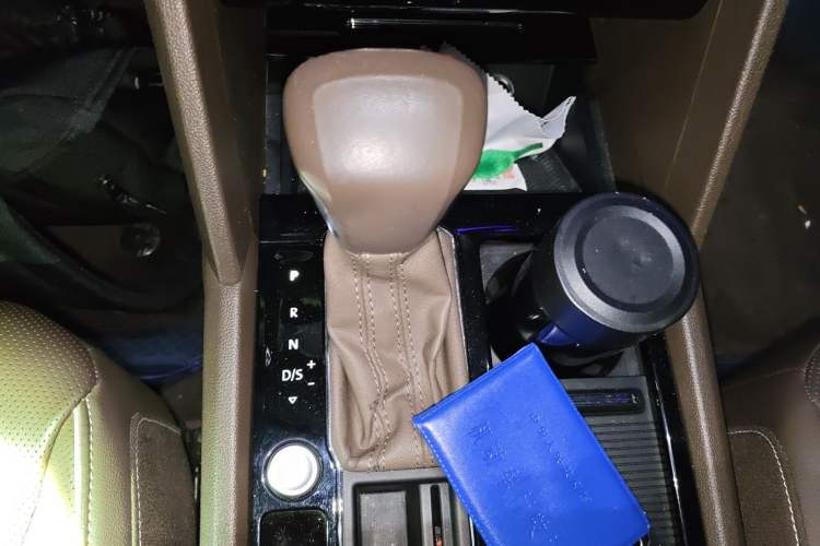 Used Volkswagen Viloran 2020 380TSI Flagship Edition Gear Lever