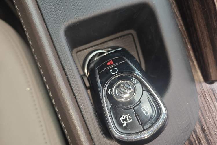 Used Buick LaCrosse 2016 Revised 20T Leading Edition Vehicle Key