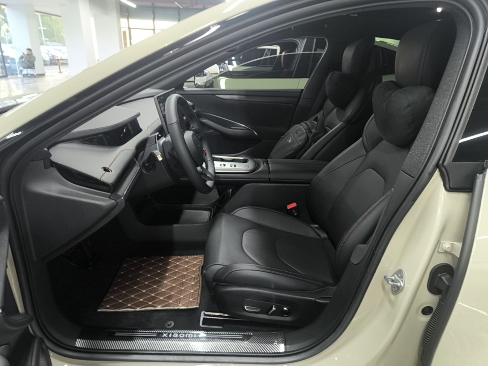 Xiaomi Auto SU7 2024 Rear-Drive Long-Range Intelligent Driving Version — снимка 17