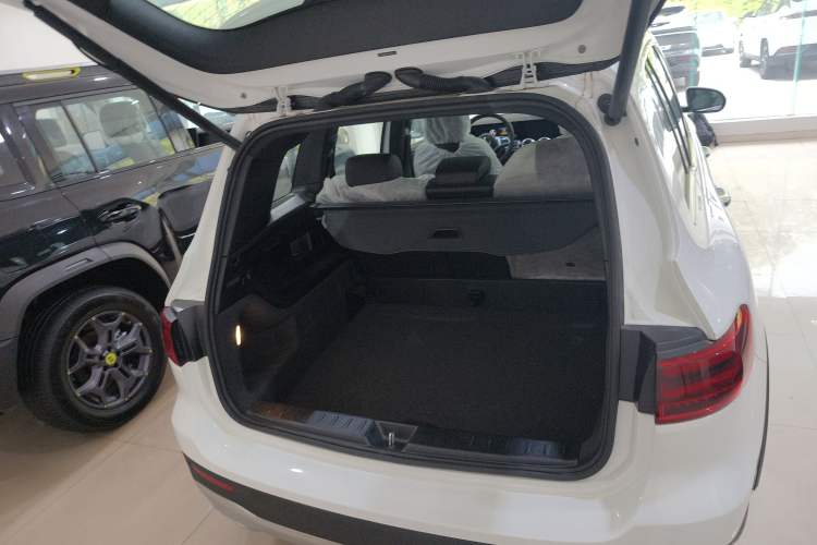 Used Mercedes-Benz GLB 2025 GLB 220 Sport Edition
