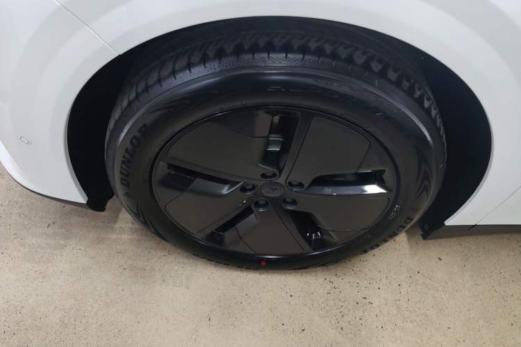 Used Li Auto Li Auto i6 2025 Model Two-Wheel-Drive Standard Type