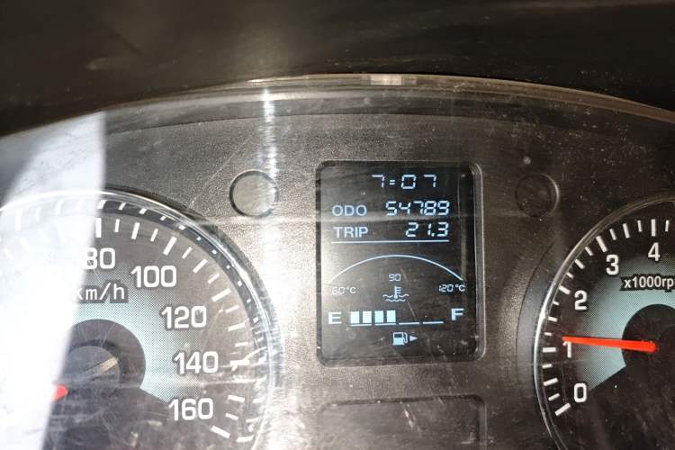 Used Jinbei New Hiace X30L 
