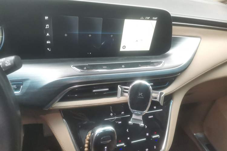 Used Buick GL8 2020 ES Land Cruiser 653T Luxury Model