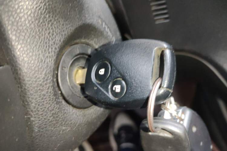 Used Honda Fit 2011 1.3L manual Comfort version Vehicle Key