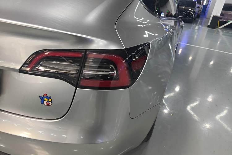 Used Tesla Model 3 2022 Rear-Wheel-Drive Version
