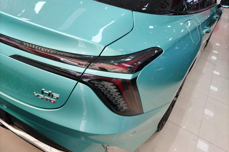 Used Hongqi H6 2023 2.0T ZhiZhen Edition
