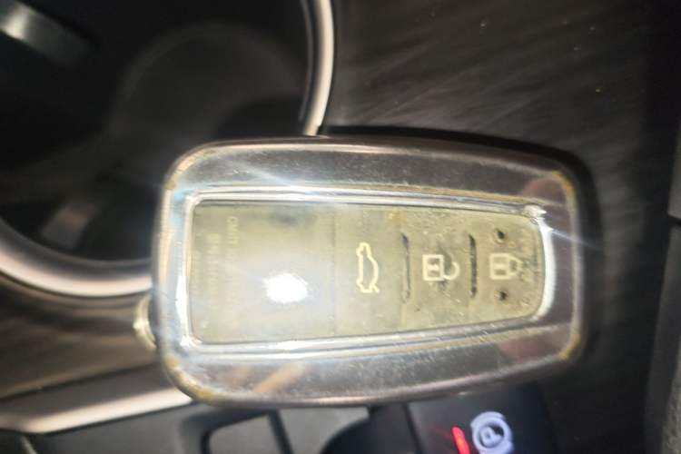 Used Toyota Camry 2023 2.0GVP Premier Edition Vehicle Key