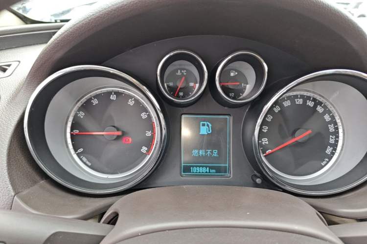 Used Buick Regal 2015 2.0L Leading Fashion Edition
