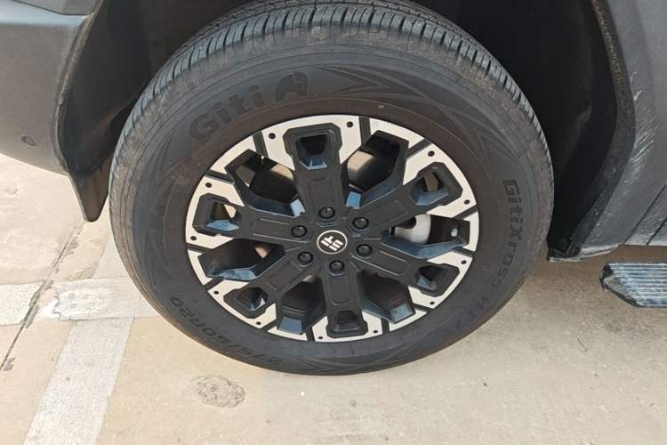 Used Jetour Zongheng G700 Trailblazer 2025 Model Xiangjing Edition 6-seater
