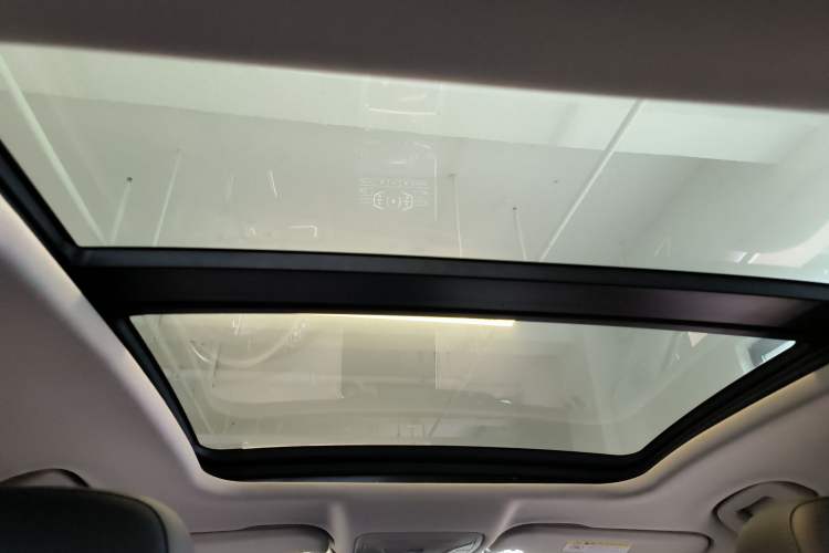 Used Hongqi H5 2020 1.8T Automatic Smart Connect Flagship Edition Headliner