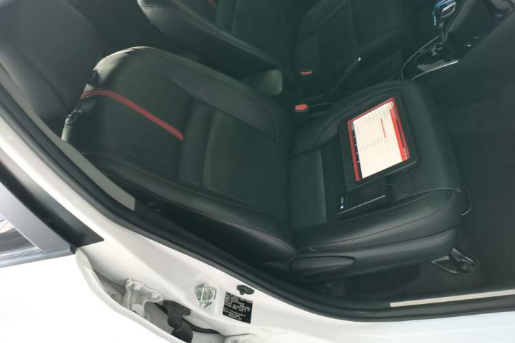 Used Toyota YARiS L Zhi Xuan 2022 X-Trail 1.5L CVT Luxury PLUS Edition
