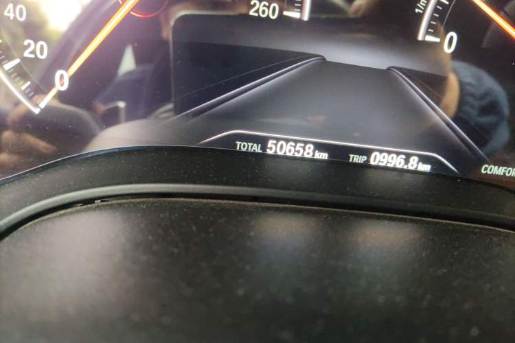 Used BMW 6 Series GT 2019 630i M Sport Package Odometer Close Up