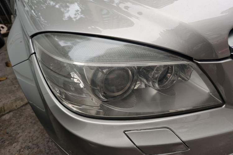 Used Mercedes-Benz C-Class 2008 C 230 Fashion Model Right Front Headlight
