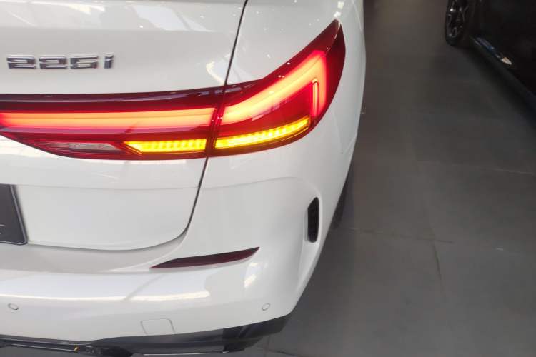 Used BMW 2 Series (Import) 2023 225i Four-Door Coupe M Sport Package
