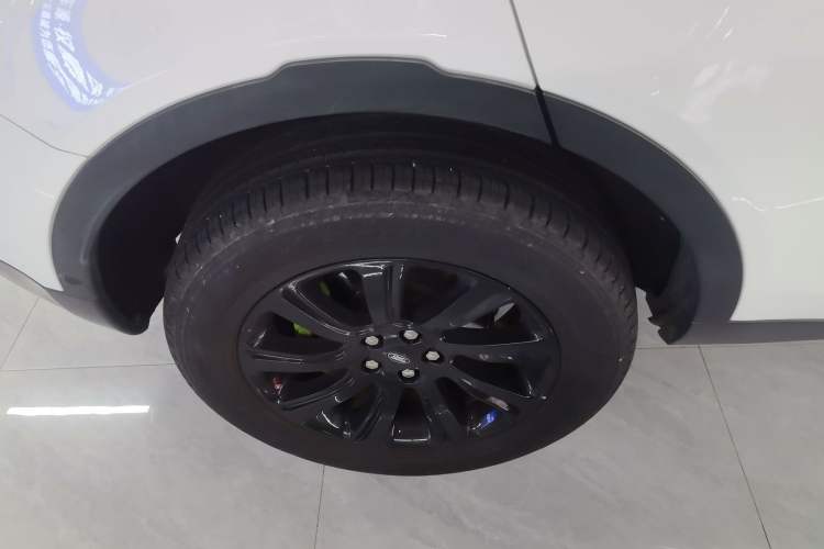 Used Land Rover Discovery Sport 2018 240 PS PURE Edition