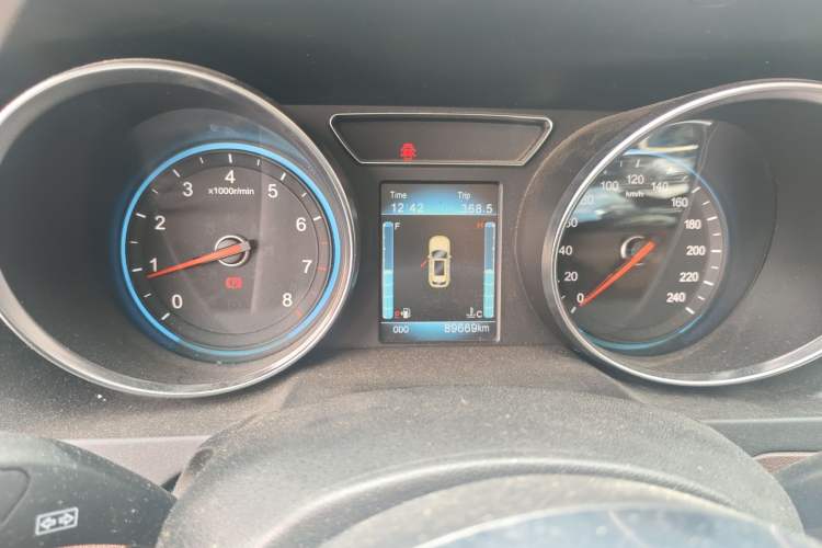 Used Zotye T600 2016 Sport Edition 1.5T Manual Luxury Model Instrument Cluster