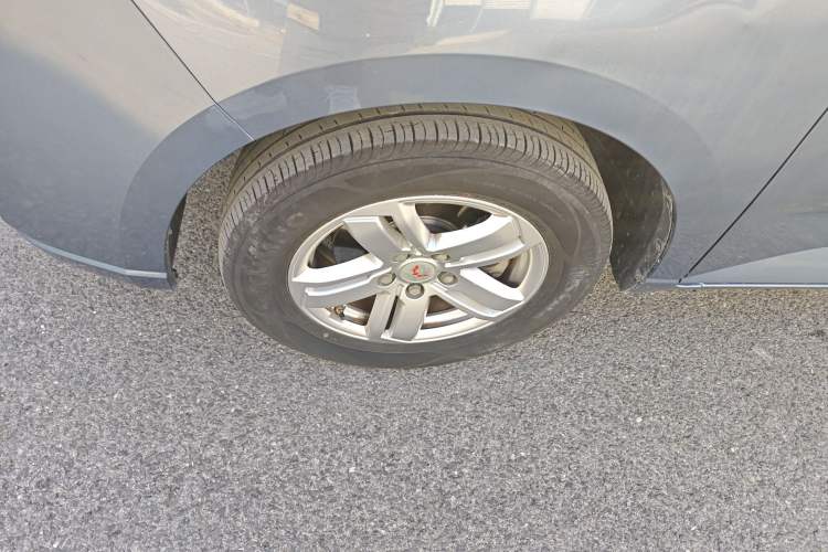 Used Wuling Hongguang PLUS 2019 1.5T Manual Luxury 7-Seater
