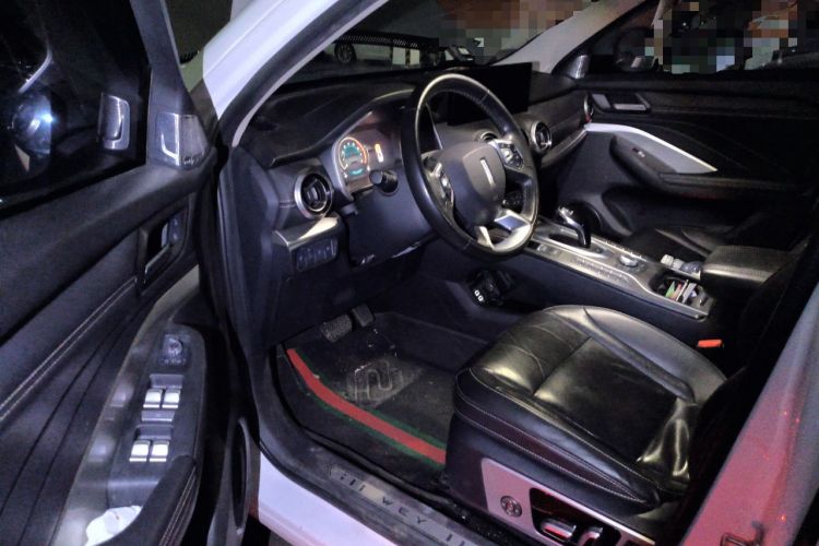 Used Wey VV6 2020 2.0T Two-Wheel Drive Smart Enjoyment+
