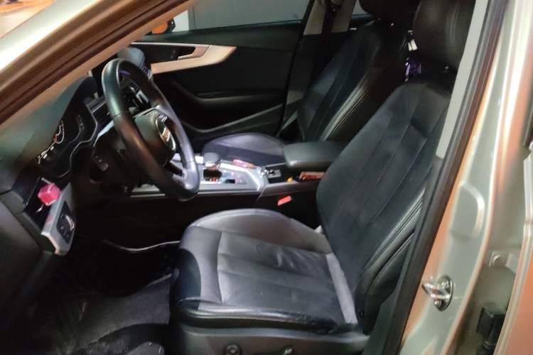 Used Audi A4L 2018 30th Anniversary Edition 40 TFSI Fashion Model