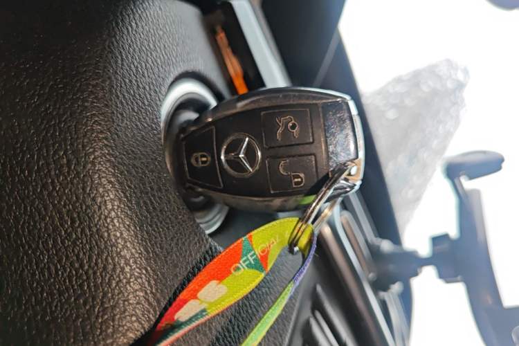 Used Mercedes-Benz E-Class 2013 E 260 L CGI Stylish Model Vehicle Key