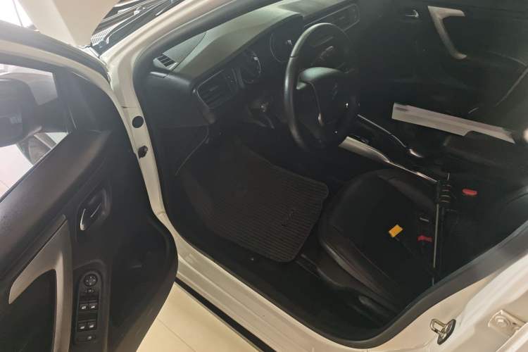 Used Citroen C3-XR 2015 1.6L Automatic Pioneer Model
