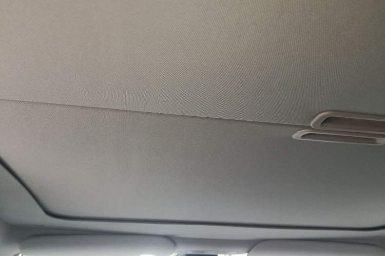 Used Tesla Model Y 2024 Long-Range All-Wheel-Drive Version