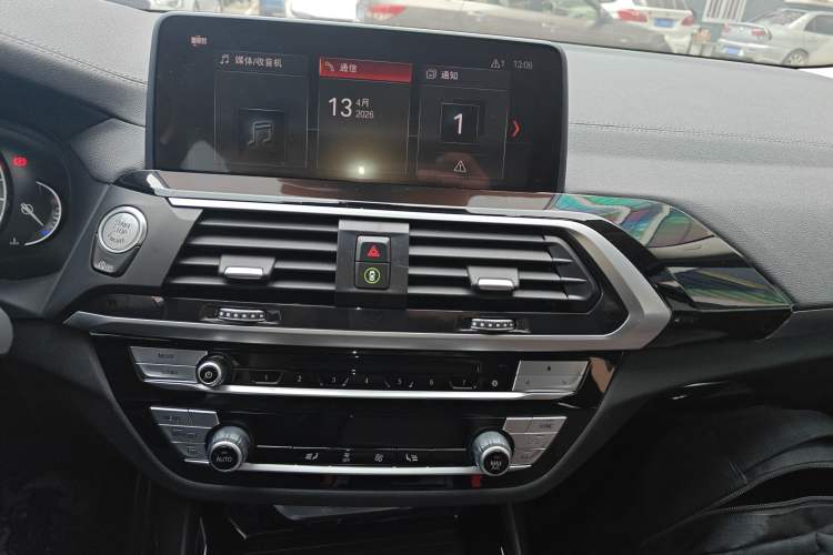 Used BMW X3 2018 xDrive25i M Sport Package China VI Audio And AC Panel