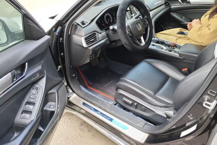 Used Honda Accord 2018 Rui·Hybrid 2.0L Rui Zhi Edition China VI Driver Seat