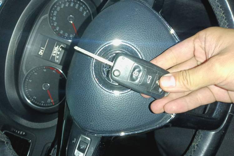 Used Volkswagen Polo 2016 1.6L Automatic Comfort Model
