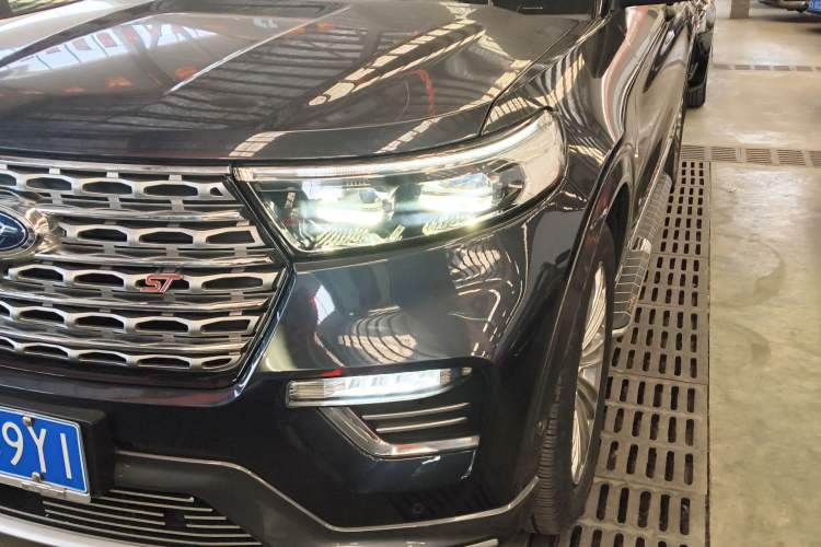 Used Ford Explorer 2020 EcoBoost 285 4x4 Titanium Edition 7-Seater