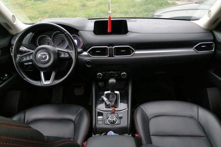 Used Mazda CX-5 2020 2.0L Automatic Two-Wheel Drive Smart Version Center Console