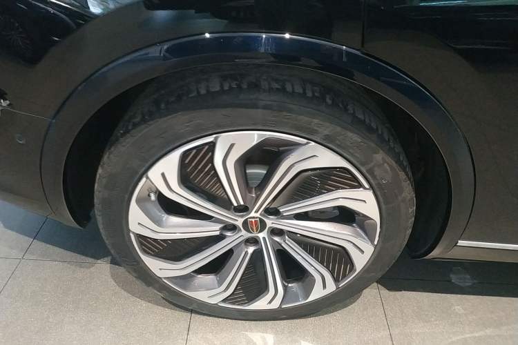 Used Hongqi E-HS9 2022 660 km Range Flagship Edition Four Seats