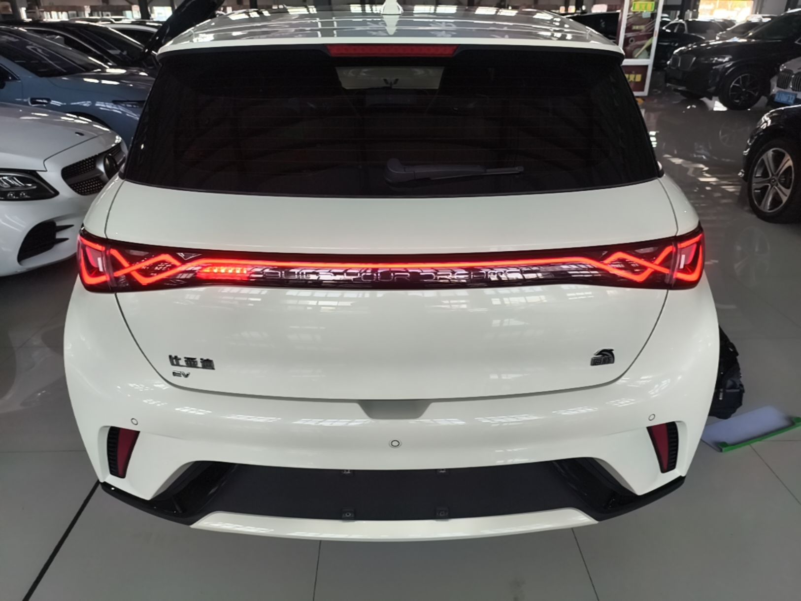 BYD Dolphin 2023 420 km Fashion Edition — снимка 5