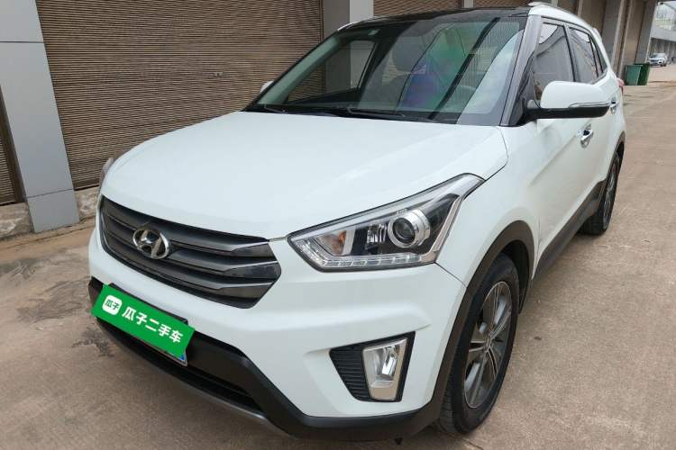 Used Hyundai ix25 2015 1.6L Automatic Two-Wheel-Drive Deluxe DLX Model