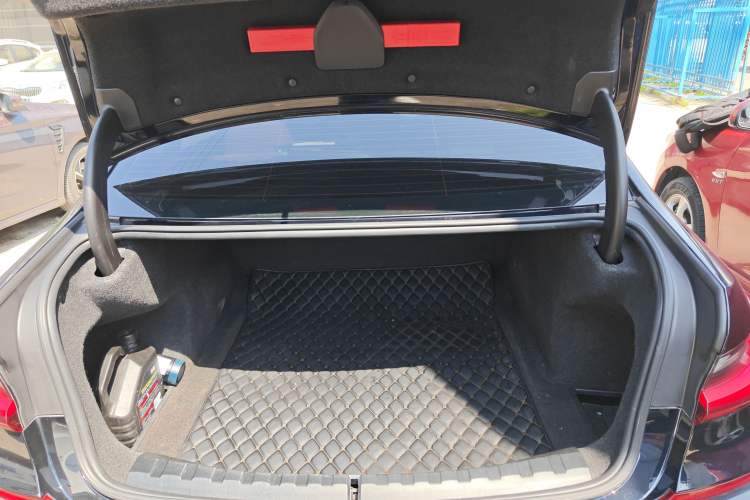 Used BMW 3 Series 2022 Restyled 325Li M Sport Night Edition Package
