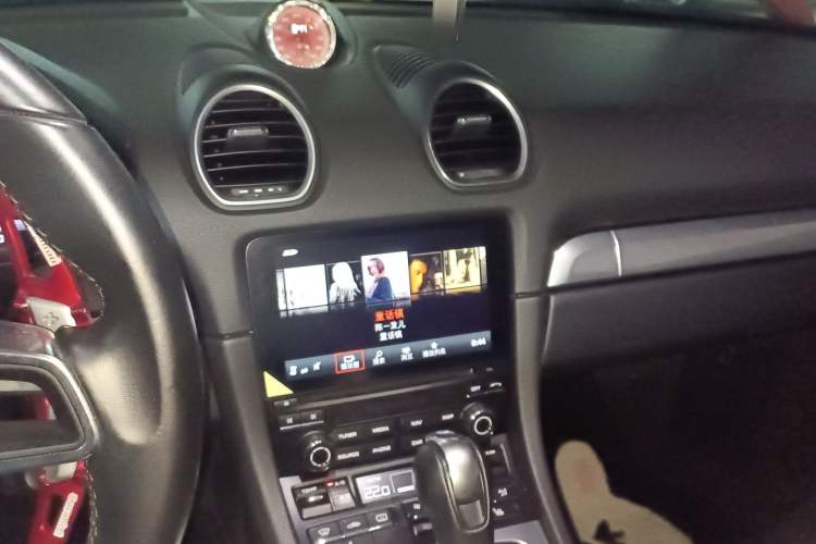 Used Porsche 718 2016 Cayman 2.0T Audio And AC Panel