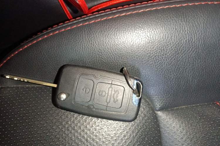 Used Geely Auto GX7 2014 2.0L Automatic Prestige Edition
