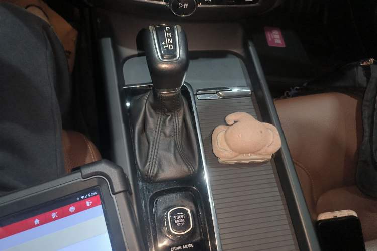 Used Volvo V60 2020 T4 Zhiyi Luxury Edition
