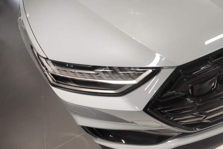 Used Audi A7L 2024 45 TFSI quattro RS Performance Edition Right Front Headlight