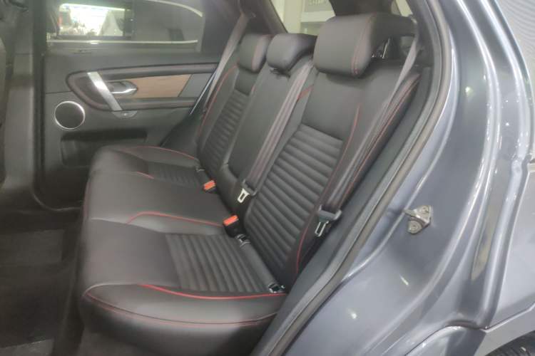 Used Land Rover Discovery Sport 2022 249 PS R-Dynamic S Performance Edition 5 Seats Left Rear Seat