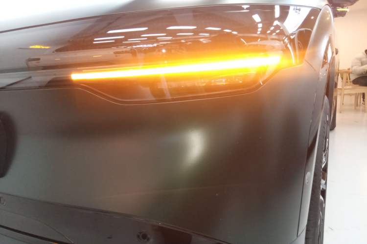 Used Zeekr 7X 2025 100kWh Long-Range All-Wheel Drive Intelligent Driving Version
