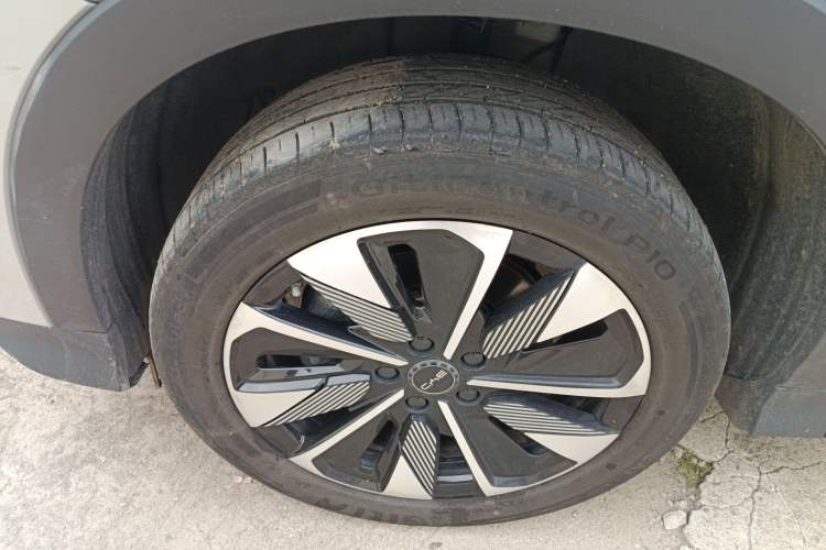 Used BYD Song PLUS New Energy 2025 DM-i 112KM Prestige Model
