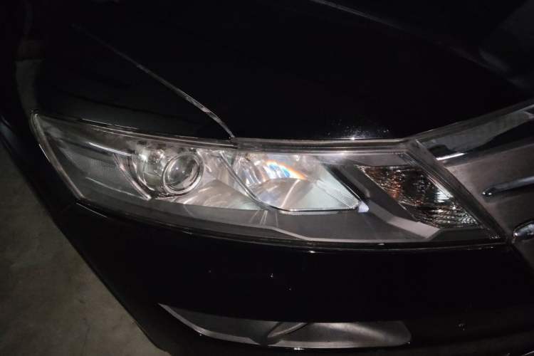 Used Honda Crosstour 2012 2.4L Prestige Edition
