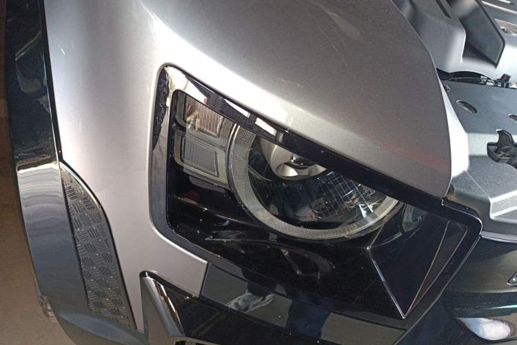 Used Land Rover Defender 2023 Facelift 110 3.0T P400 Dark Edition
