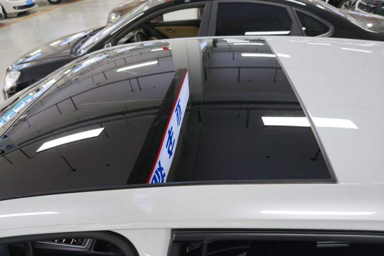 Used Volkswagen Golf 2023 Facelift 280TSI DSG R-Line Lite