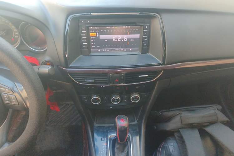 Used Mazda Atenza 2015 2.0L Blue Sky Luxury Edition
